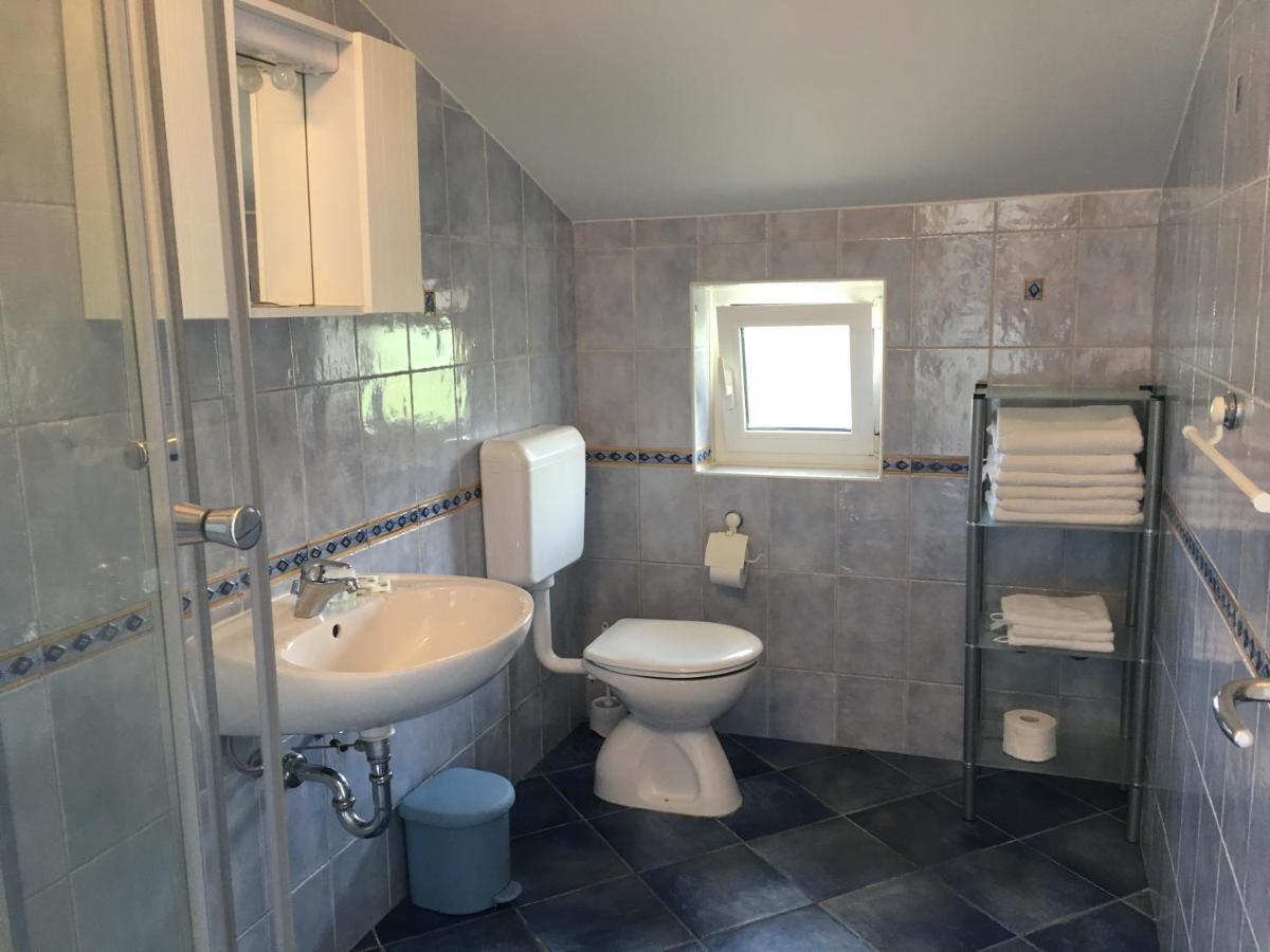 Apartments Mikelic Kampor Zewnętrze zdjęcie