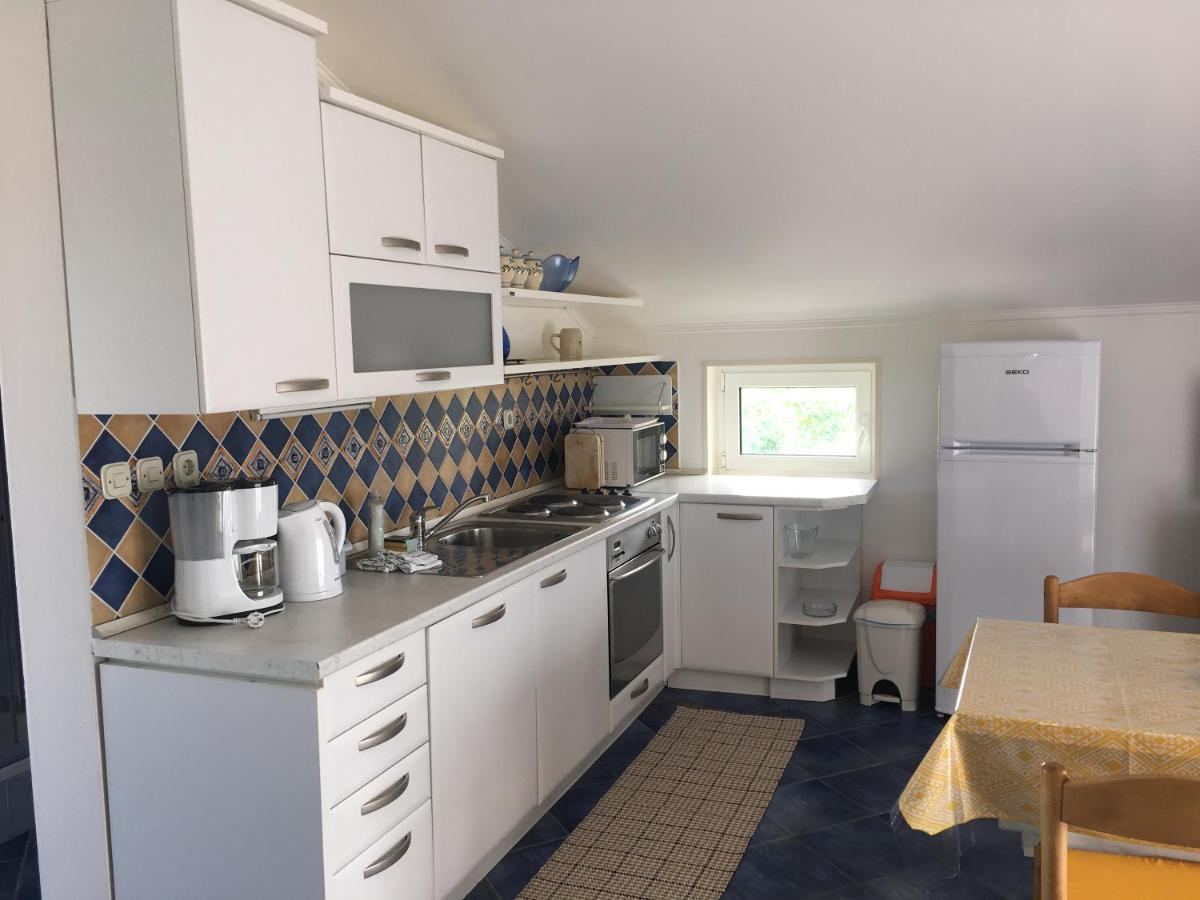 Apartments Mikelic Kampor Zewnętrze zdjęcie