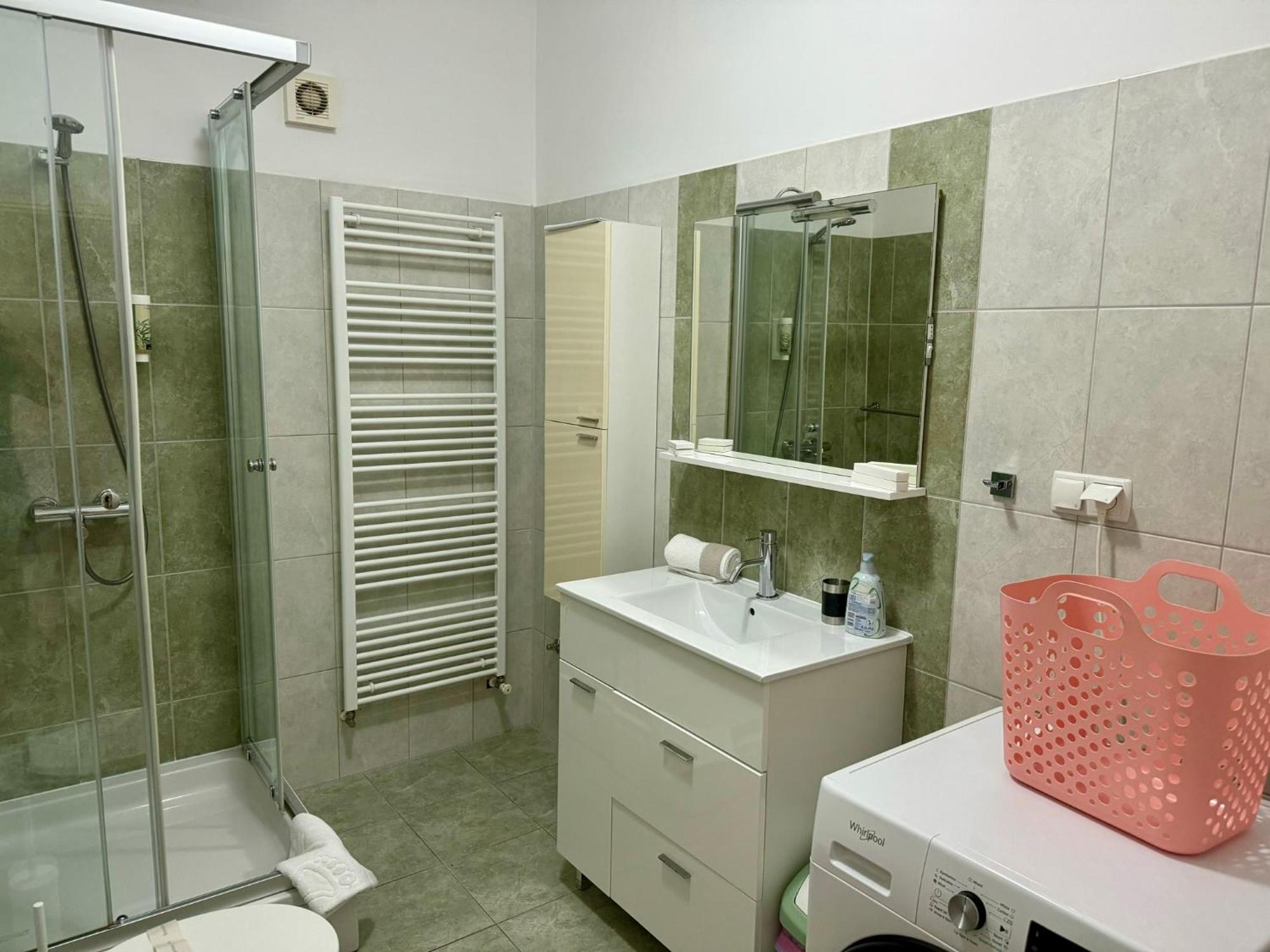 Apartments Mikelic Kampor Zewnętrze zdjęcie